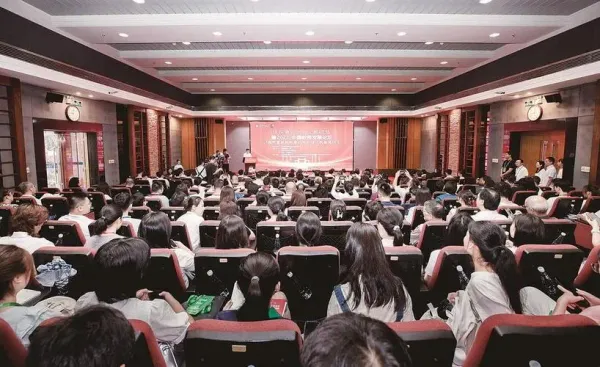 民进中央参政议政文化领域——为推动文化产业建设高质量发展贡献力量