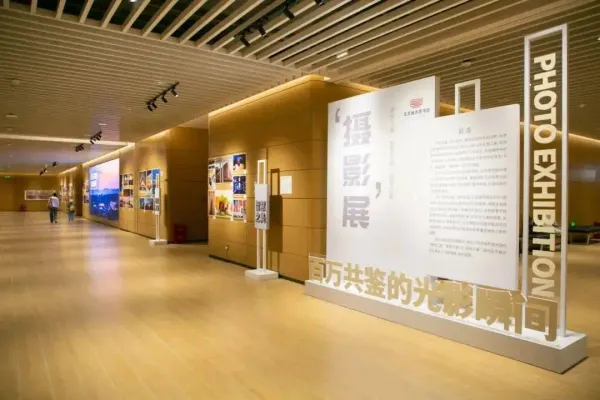 城市图书馆第一百万位读者来了