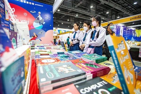 中国图书在曼谷国际书展受青睐