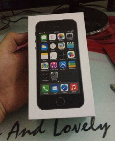 依然简洁 黑色苹果iPhone5S包装盒曝光